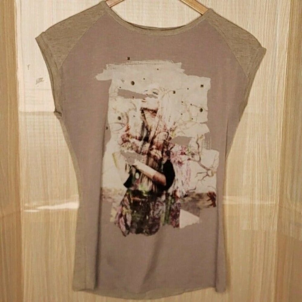Promod Womens Artistic Design Short Sleeve Top